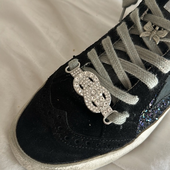 Two shoe charms Golden Goose butterfly and crystal - Picture 2 of 3